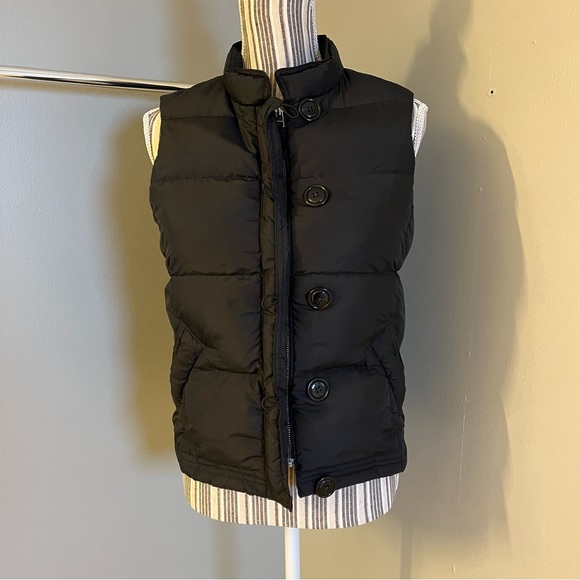J Crew Womens Black Sleeveless Full Zip Button Goose Down Puffer Vest S - Picture 1 of 14
